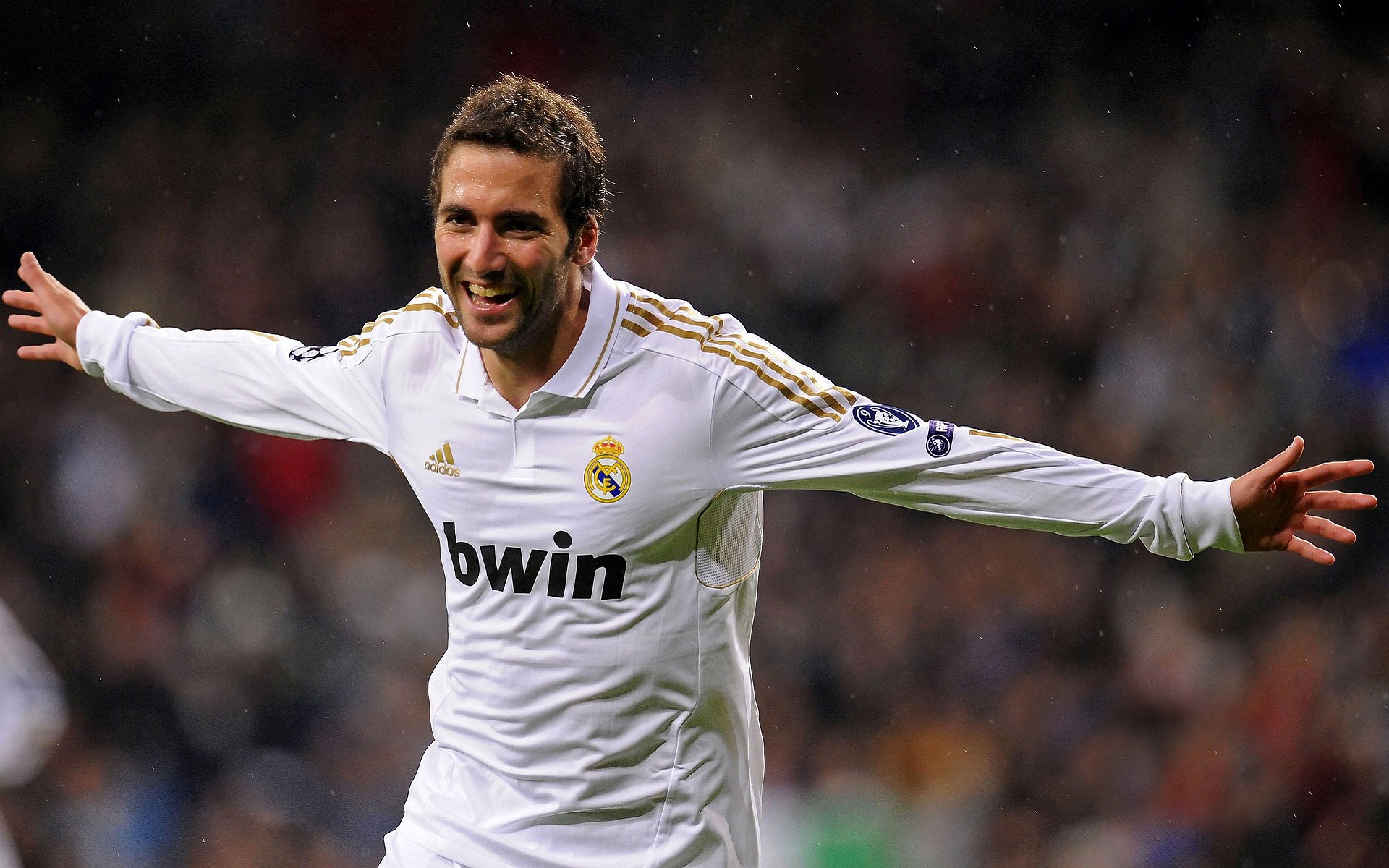 “法甲最终冲刺：多支豪门誓夺冠军，战局令人期待”，法甲豪门球队